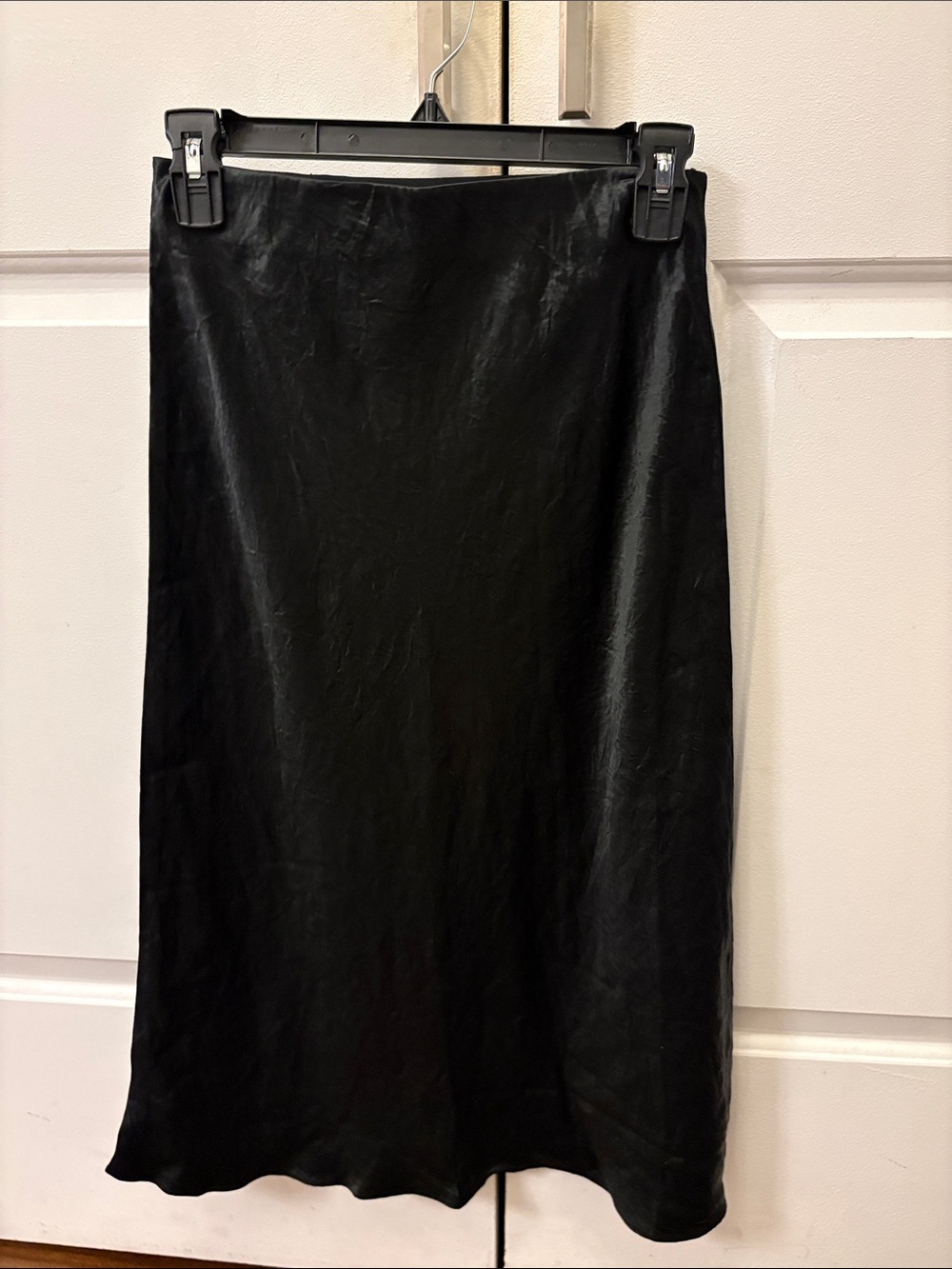 Aritzia Babaton Satin Midi Skirt
